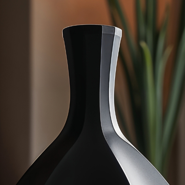 Obsidian Facet Vessel
