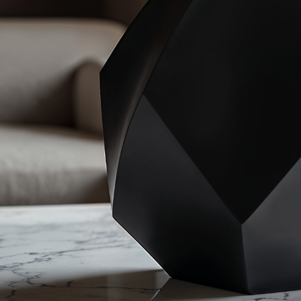 Obsidian Facet Vessel